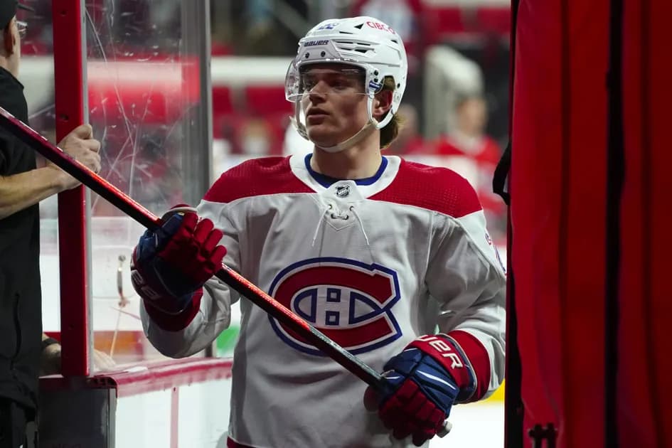 Best player props for Thursday's NHL slate: Caufield can extend goal streak