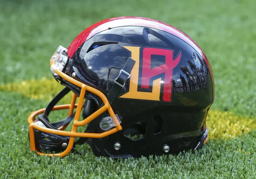 XFL suspends operations, lays off employees with no sight of return in 2021