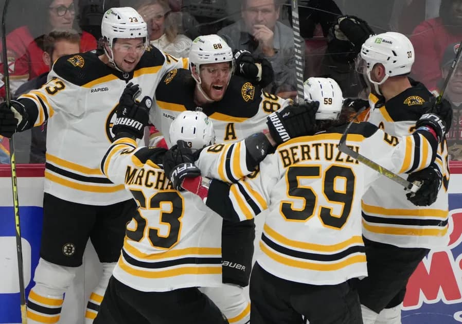 FanDuel bonus code guarantees $150 for Bruins vs Maple Leafs NHL today