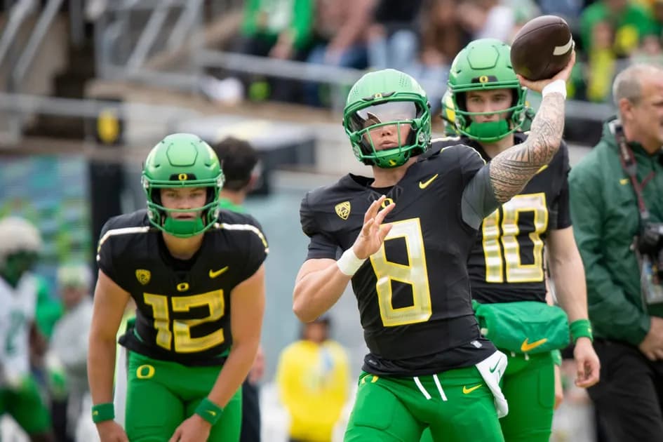 DraftKings bet $5, get $200 instantly promo for Michigan State vs #8 Oregon