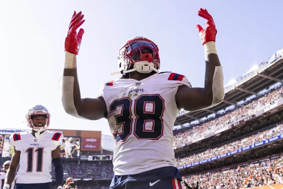 NFL Daily Fantasy Football Picks for the New England Patriots vs Arizona Cardinals: Rhamondre Stevenson leads the way