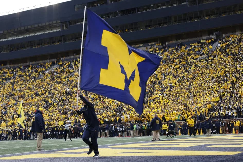 College football betting guide: Expert 2022 college football championship week picks, predictions, odds & best bets