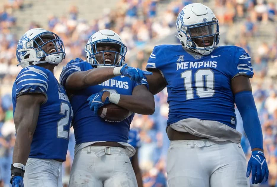 College football Week 6 Friday parlay picks at mega (+720 odds): Keep fading Houston