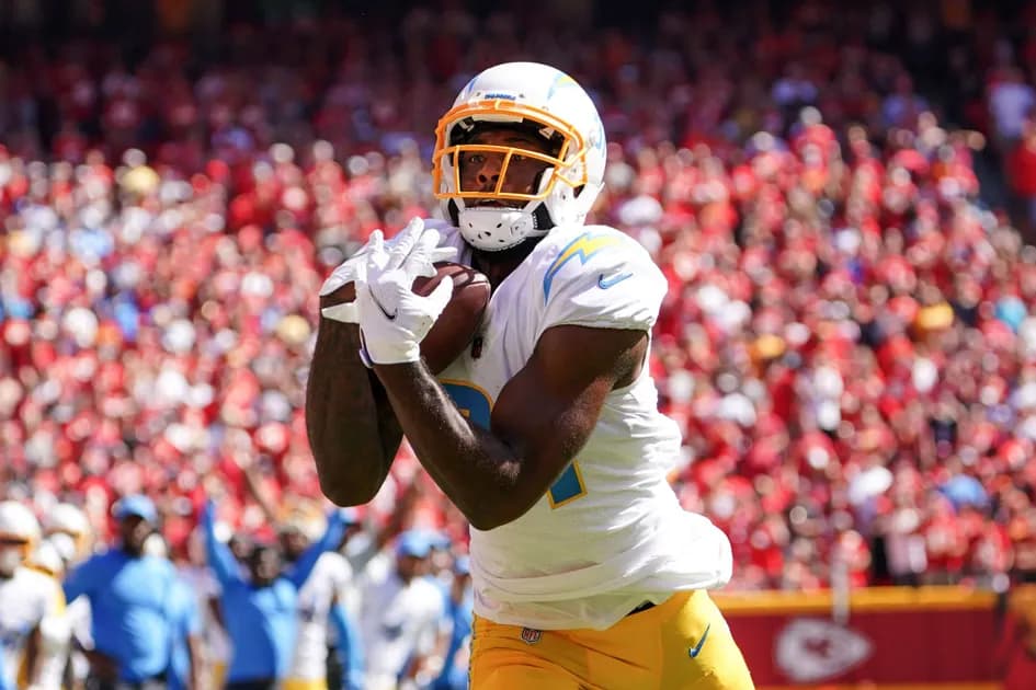 Best NFL player props for MNF Las Vegas Raiders vs Los Angeles Chargers: Williams exerts his will
