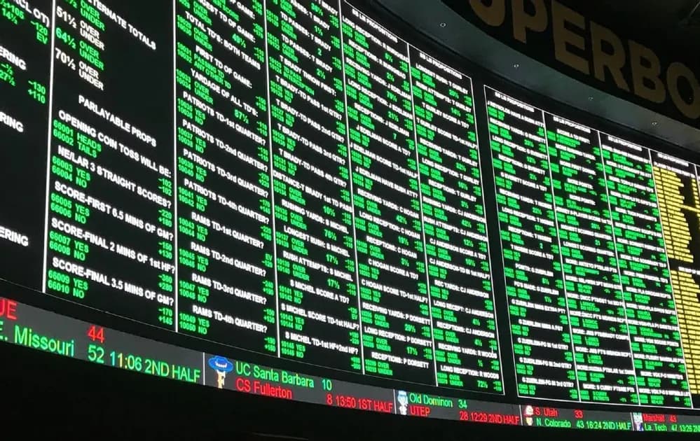 Best Sportsbook Promo Codes & Bonuses for College Football This Week