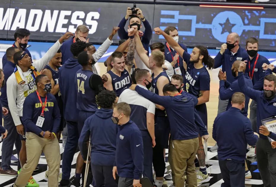 Daily March Madness public money update: Bettors love Oral Roberts