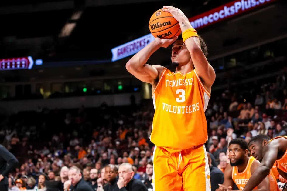 Get the Caesars Sportsbook CBB promo code PWCONTENTDYW: Tennessee vs Iowa State