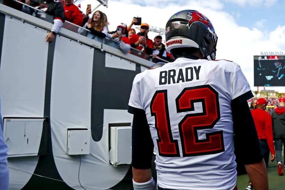 2022 Tom Brady futures: MVP odds, passing yards & best bets