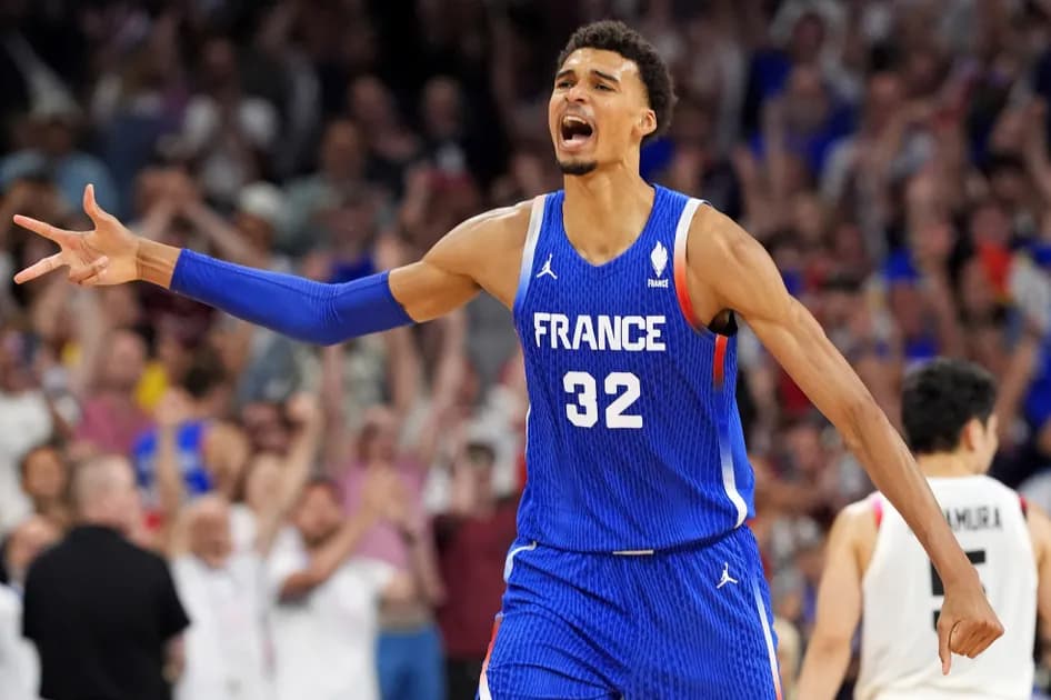 Olympics basketball quarterfinal predictions and odds: featuring USA vs Brazil & Canada vs France