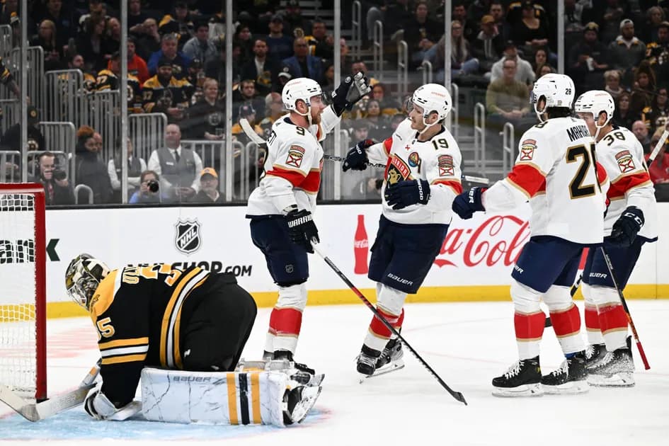 Best NHL player prop bets Wednesday 10/19 - Matthew Tkachuk feasts on the Flyers