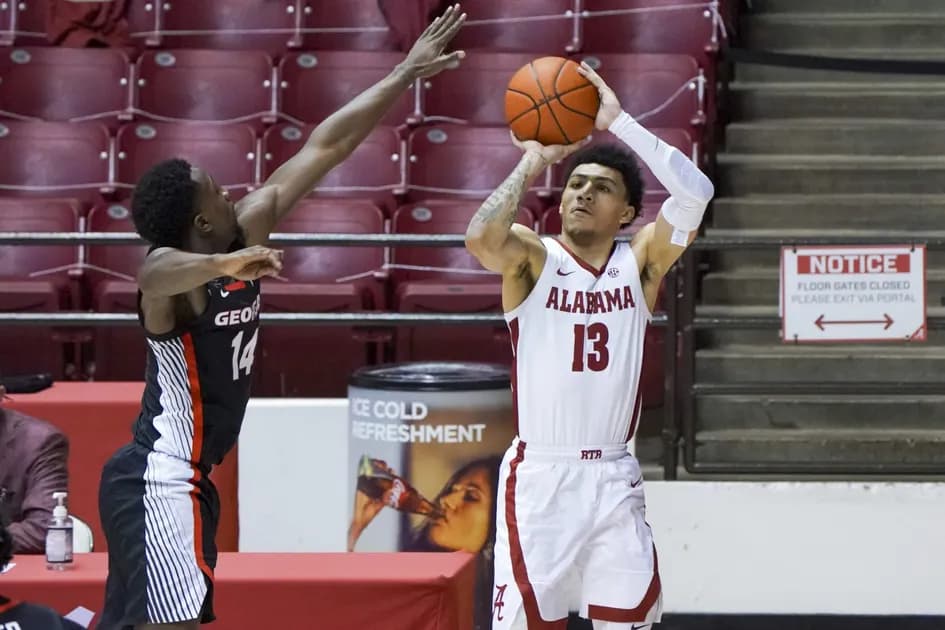 March Madness betting: NCAA Tournament Sweet 16 line movements