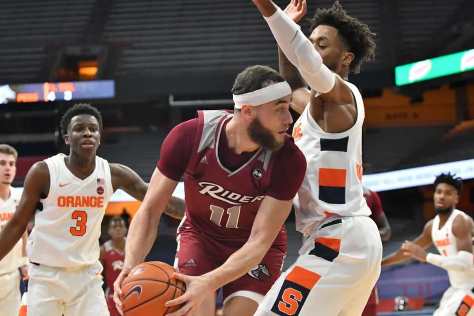 College basketball Sunday three-team mega parlay (+1012): I know you Rider