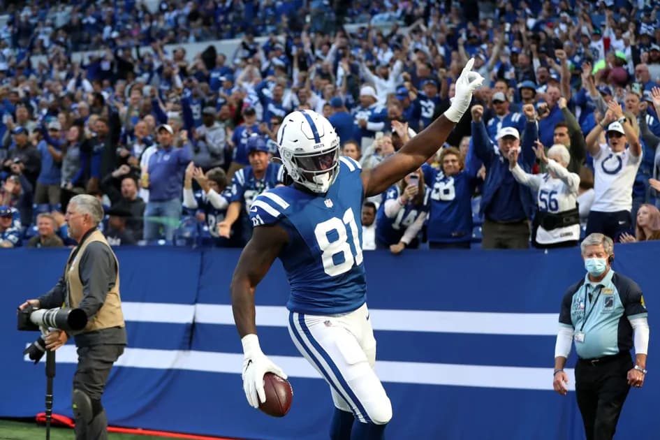 Best NFL player props for Week 8: Alie-Cox can slap Titans