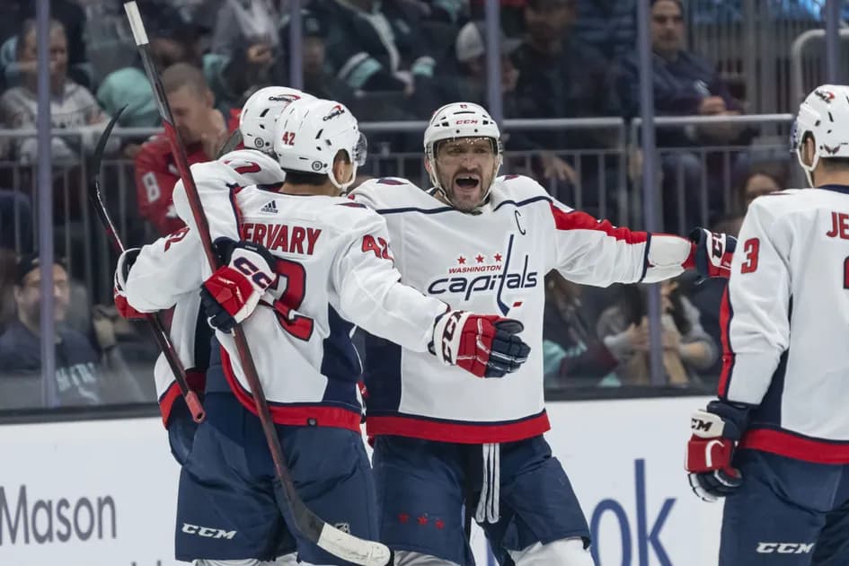 NHL Saturday parlay at mega (+1140) odds, today 12/3: Can we make it 3 wins in 4 days?