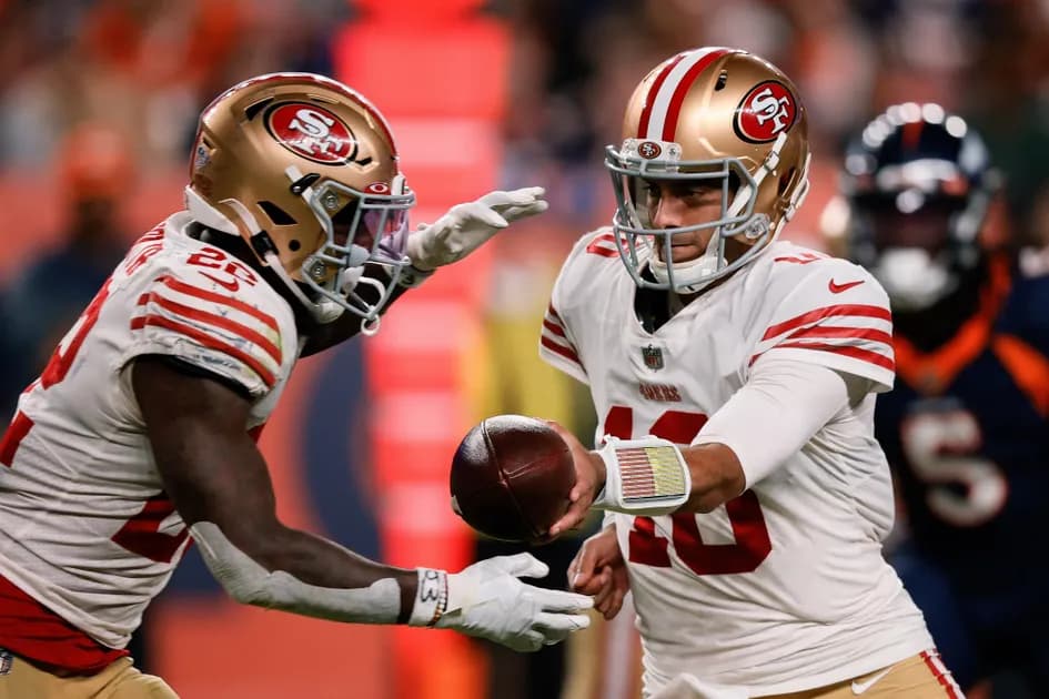 Back to the Futures: Best NFL futures bets, odds & predictions following the Week 7 NFL action from betting expert Jared Smith