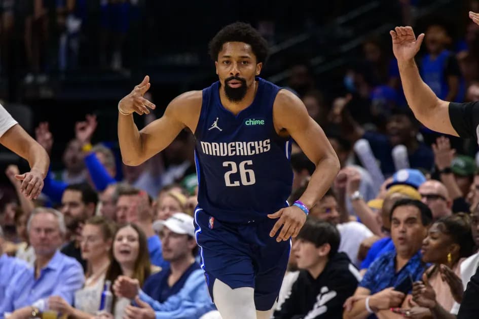 Best NBA player prop bets for Mavericks vs Warriors on Wednesday 5/18: Dinwiddie provides a scoring punch