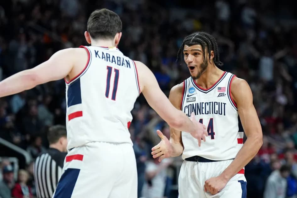 San Diego State vs UConn college basketball predictions, picks & odds for the NCAA Championship Game: Huskies cut down the nets