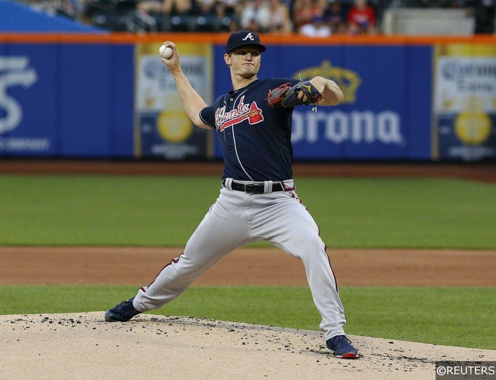 Mike Soroka pitching for the Atlanta Braves