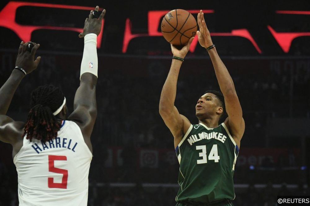 Giannis Antetokounmpo playing for Bucks
