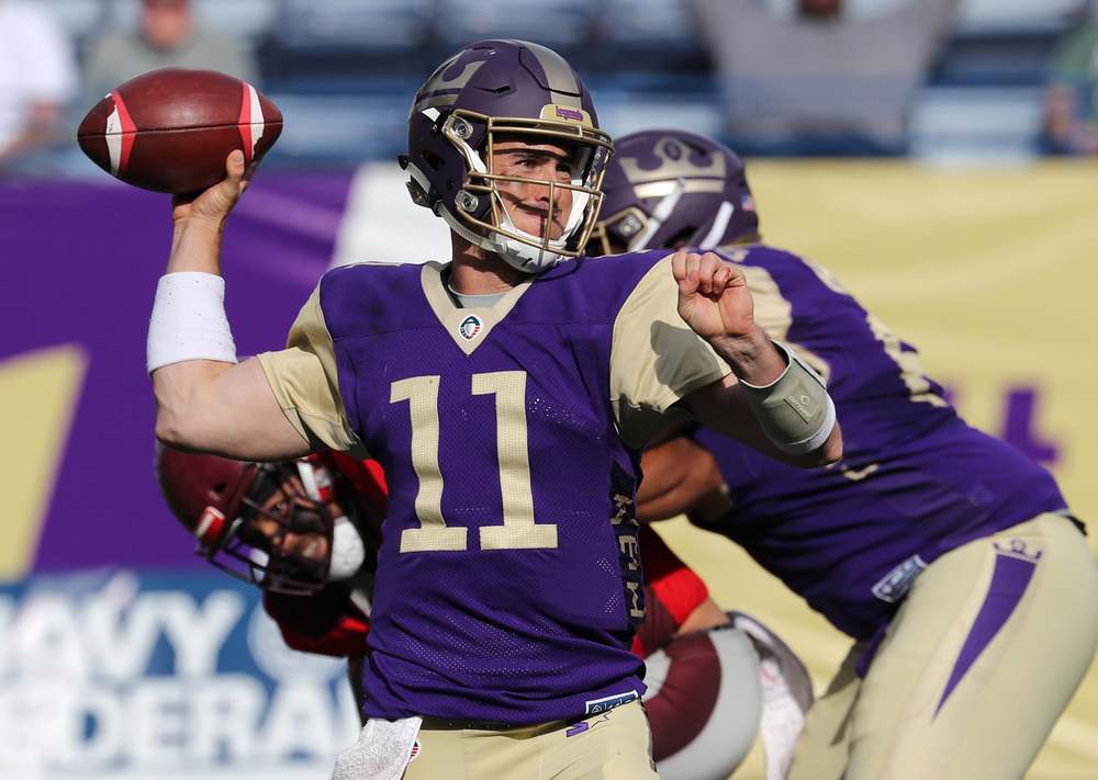 Aaron Murray throwing for the Atlanta Legends