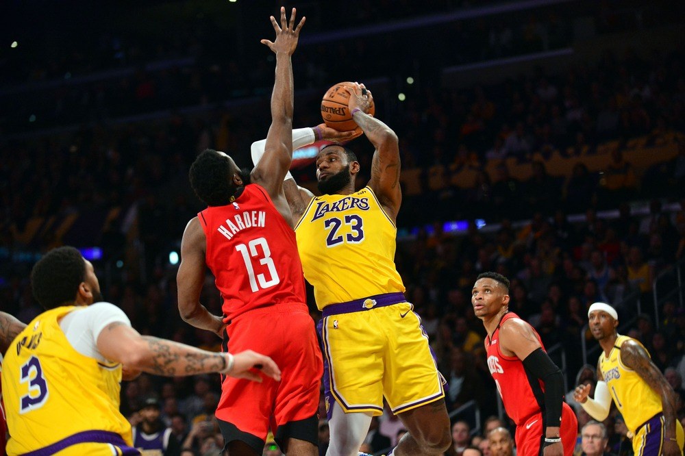 LeBron James Playing Against Rockets