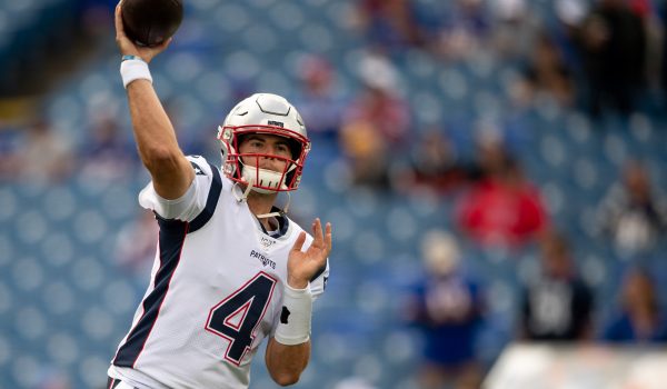 Patriots sign Brian Hoyer, rolling with Jarrett Stidham as their starting quarterback?