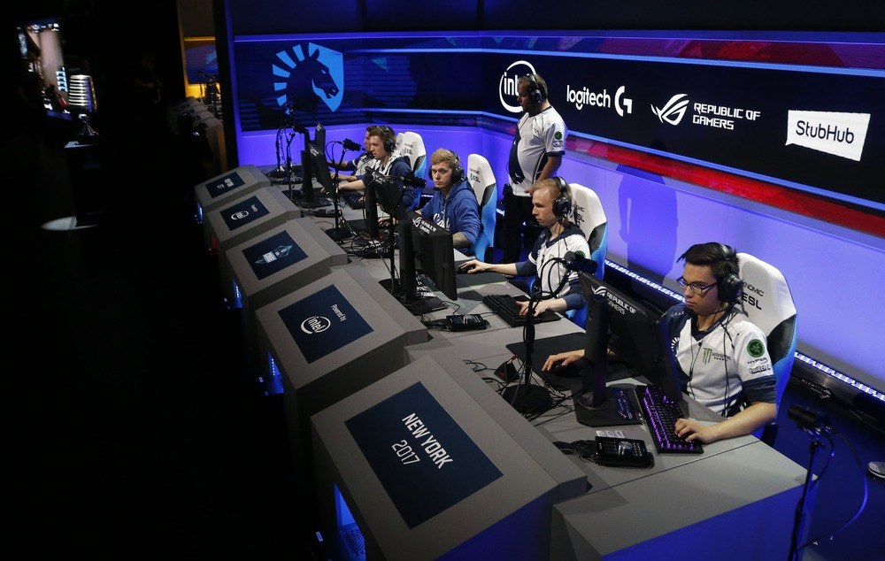 teams compete in the ESL Pro League