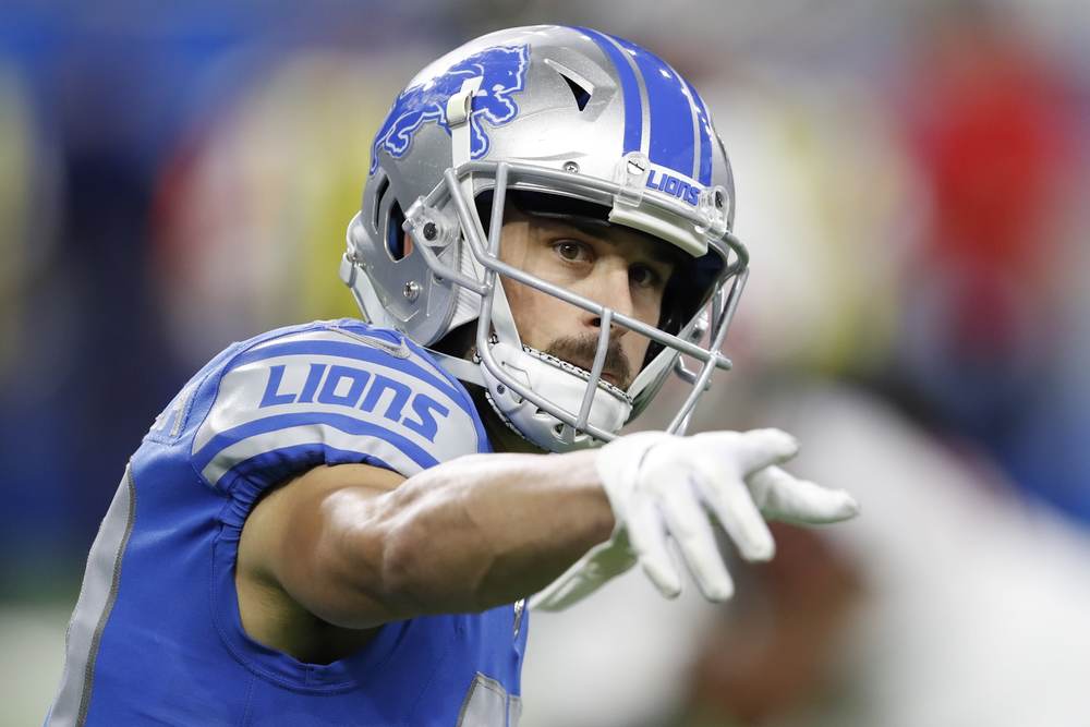 Danny Amendola of the Detroit Lions toes the line.