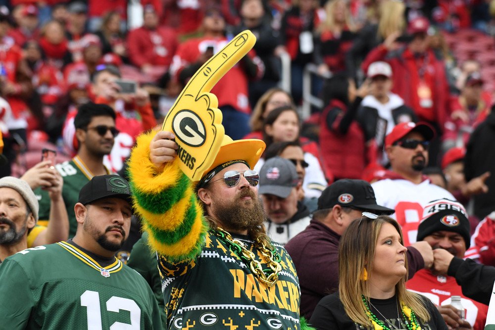 Green Bay Packers Fan in a full stadium against the 49ers