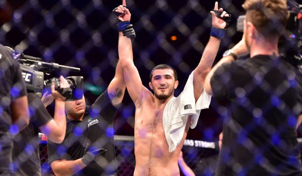 UFC on ABC 1 predictions, picks, best bets and four-fight parlay