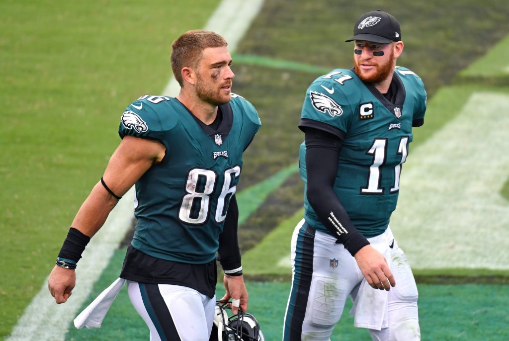 Carson Wentz and Zach Ertz of the Philadelphia Eagles