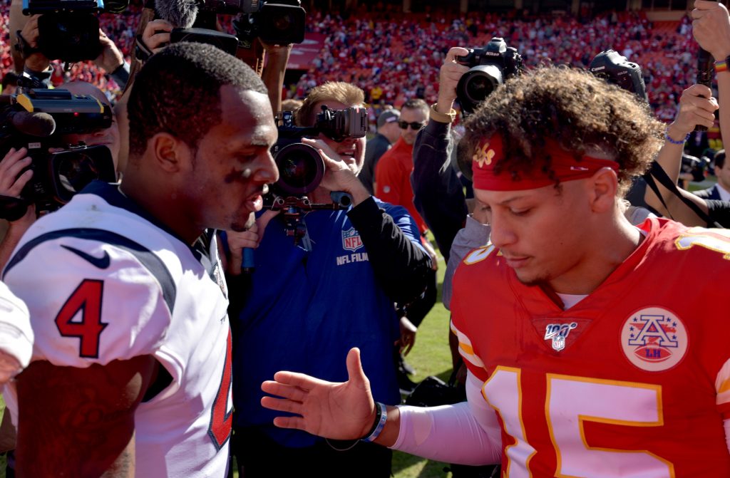 Houston Texans quarterback Deshaun Watson (4) and Kansas City Chiefs quarterback Patrick Mahomes (15)