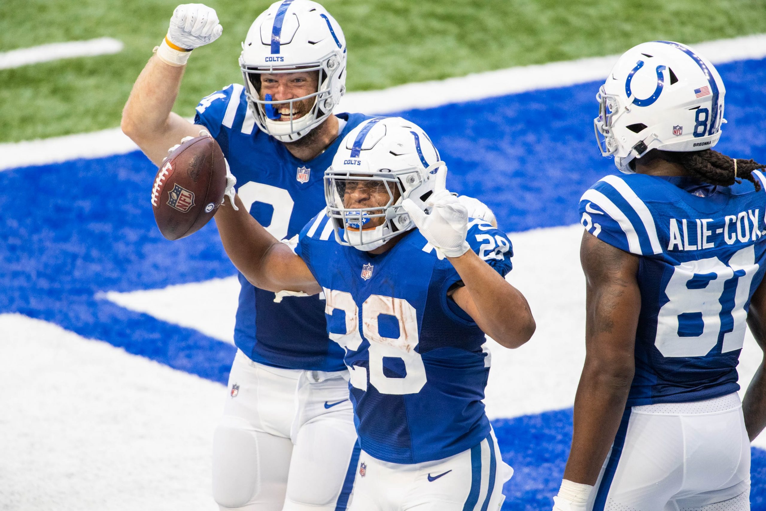 Indianapolis Colts running back Jonathan Taylor celebrates his touchdown with teammates in the second half against the New York Jets at Lucas Oil Stadium.