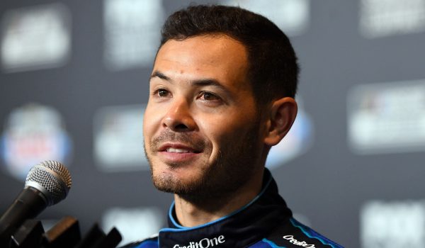 Kyle Larson cleared to return to NASCAR in 2021