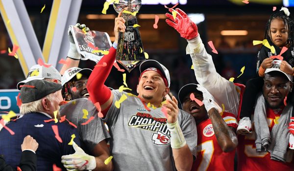 Tune into Pickswise for Super Bowl 55 with our live Twitter Tipster and YouTube Watchalong!