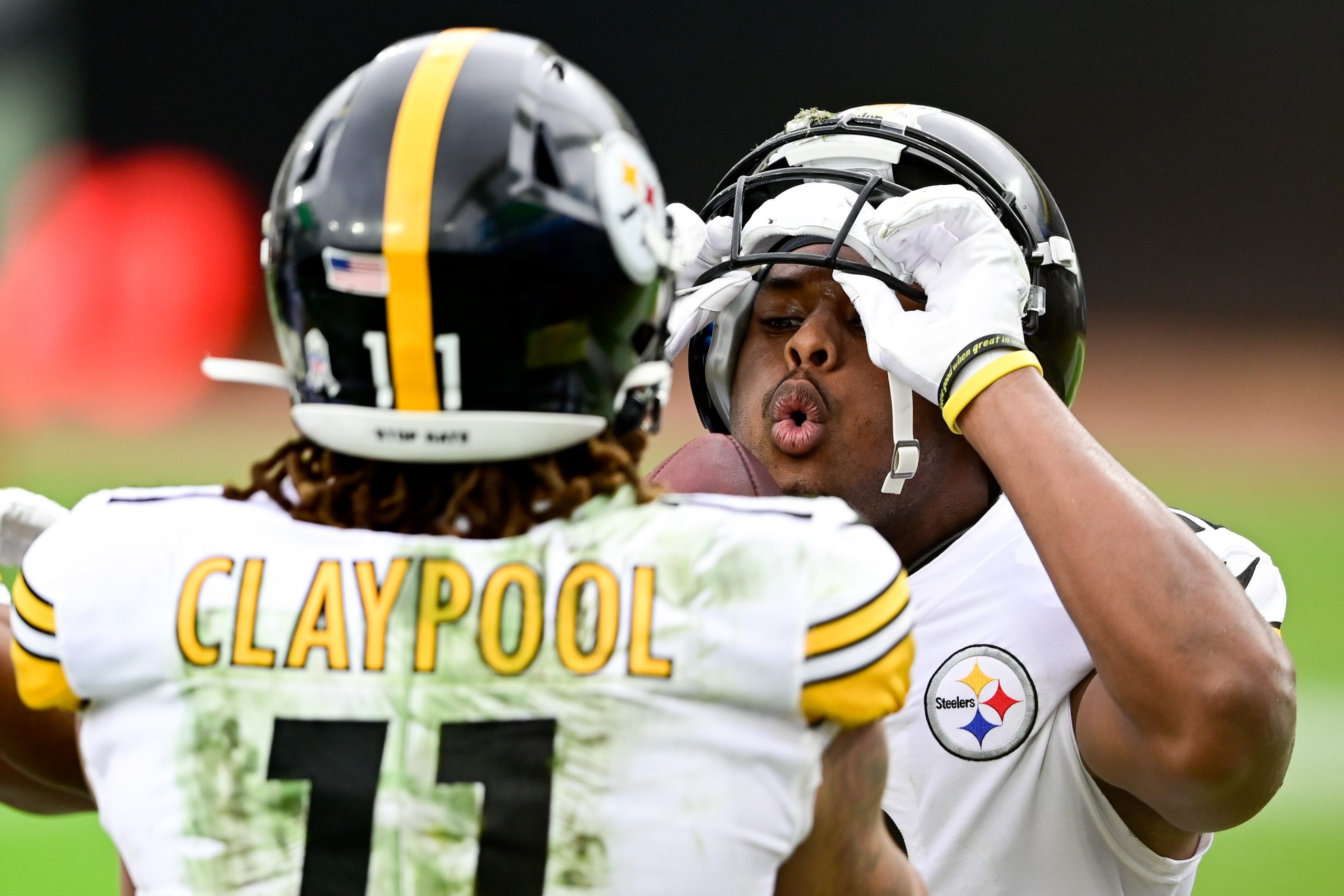 Pittsburgh Steelers wide receiver Chase Claypool (11) celebrates his touchdown with teammate wide receiver JuJu Smith-Schuster (19) during the second quarter against the Jacksonville Jaguars at TIAA Bank Stadium.
