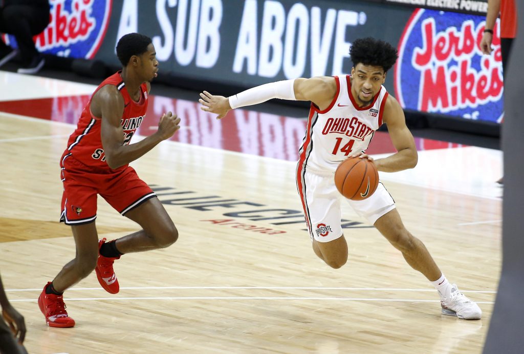 Ohio State Buckeyes forward Justice Sueing drives to the hoop against Illinois State