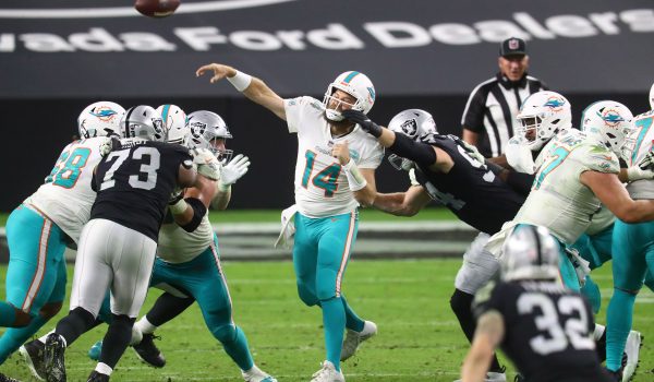 Saturday NFL reaction: Raiders deservedly eliminated on ugly day of football