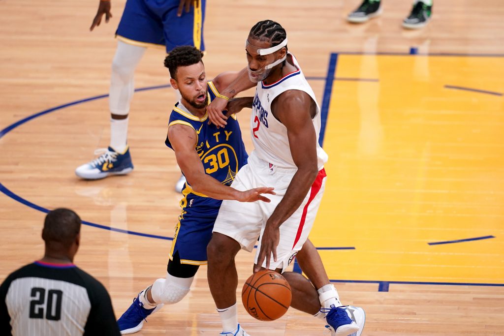 Stephen Curry of the Warriors and Kawhi Leonard of the Clippers