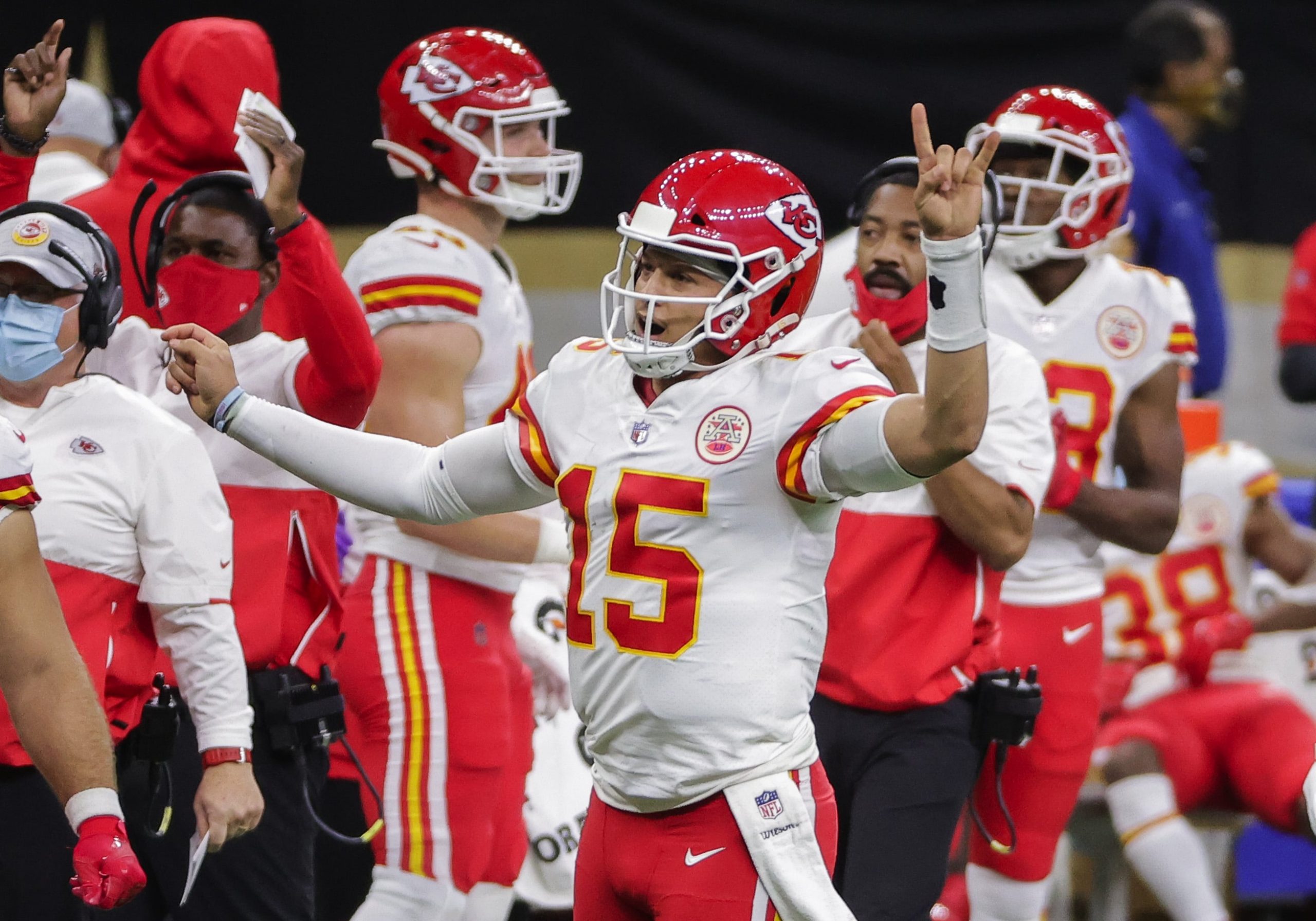 raiders chiefs score prediction