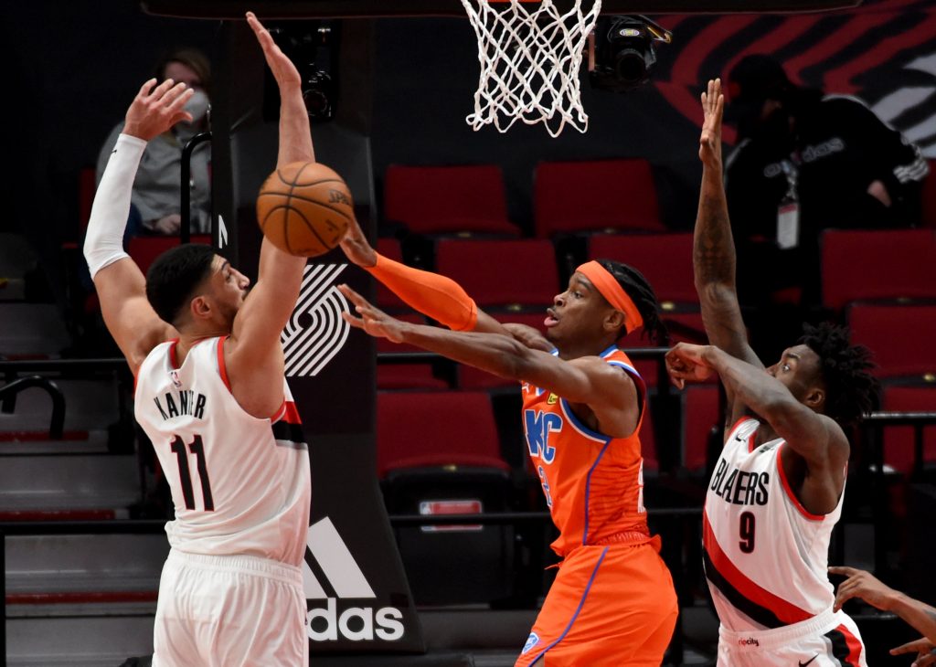 Shai Gilgeous-Alexander of the Oklahoma City Thunder