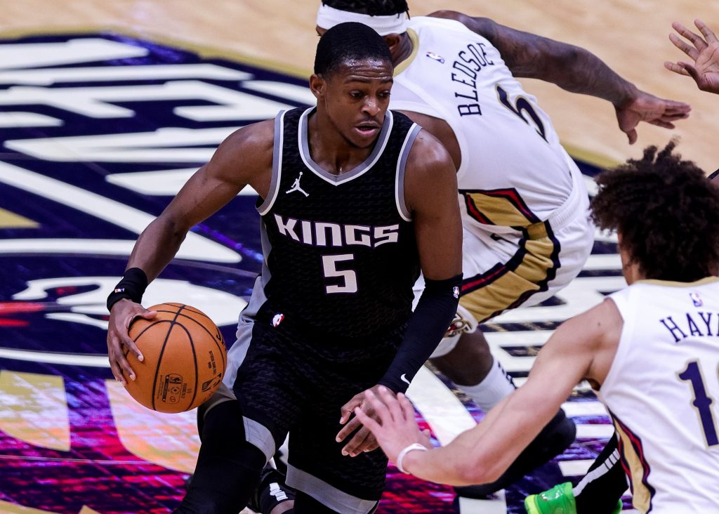 Sacramento Kings guard De'Aaron Fox