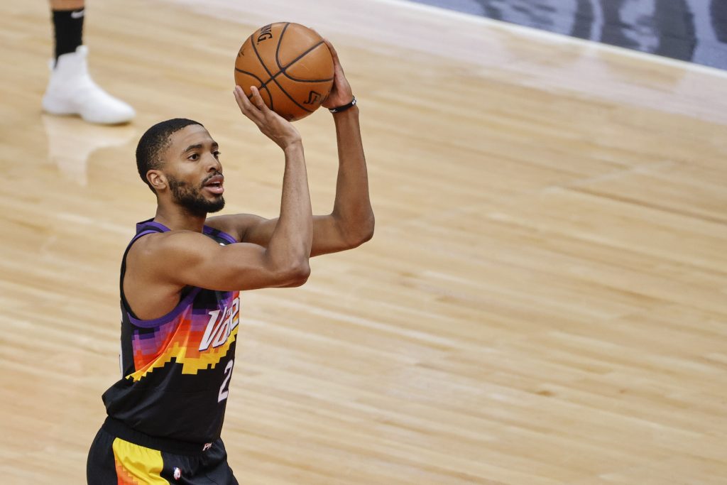 Mikal Bridges shooting a three