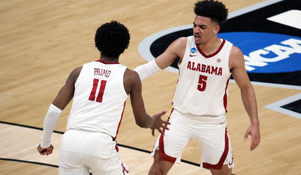 March Madness daily update: Contrast in styles between Alabama and UCLA