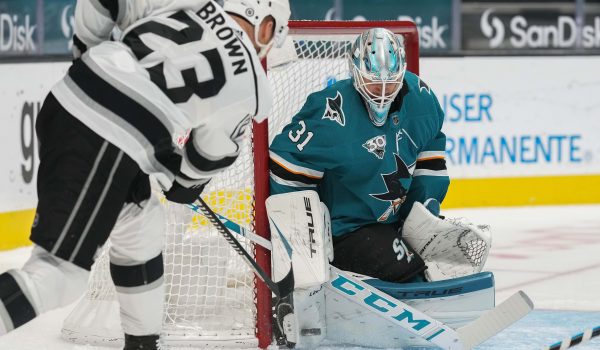 Best player prop bets for Wednesday's NHL slate: Brown expected to keep shooting