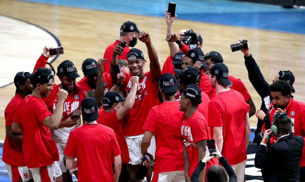 Houston Cougars celebrating