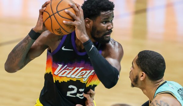 Best player props for Monday’s NBA slate: Ayton to bully the Rockets once more