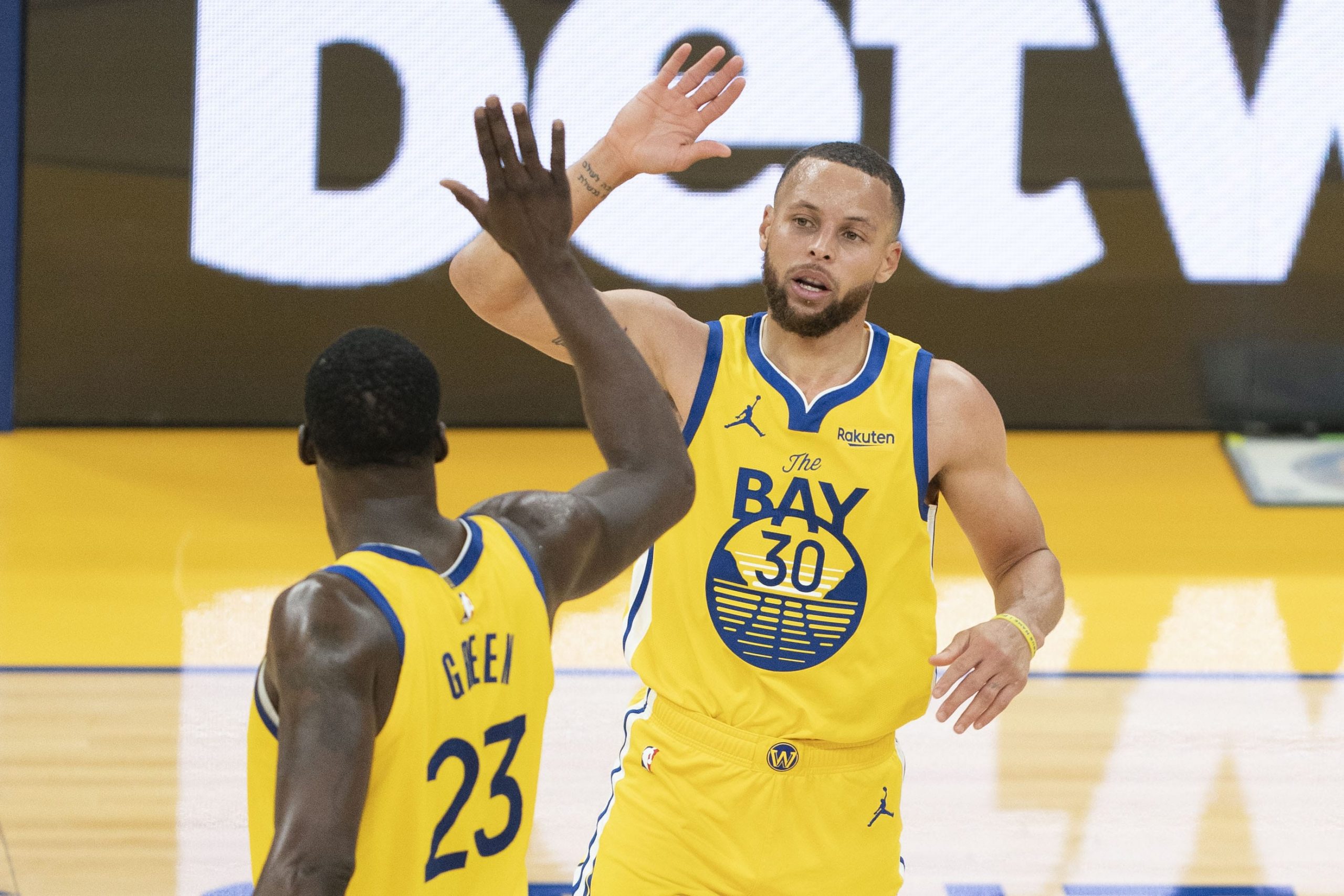 Stephen Curry Warriors Mavericks