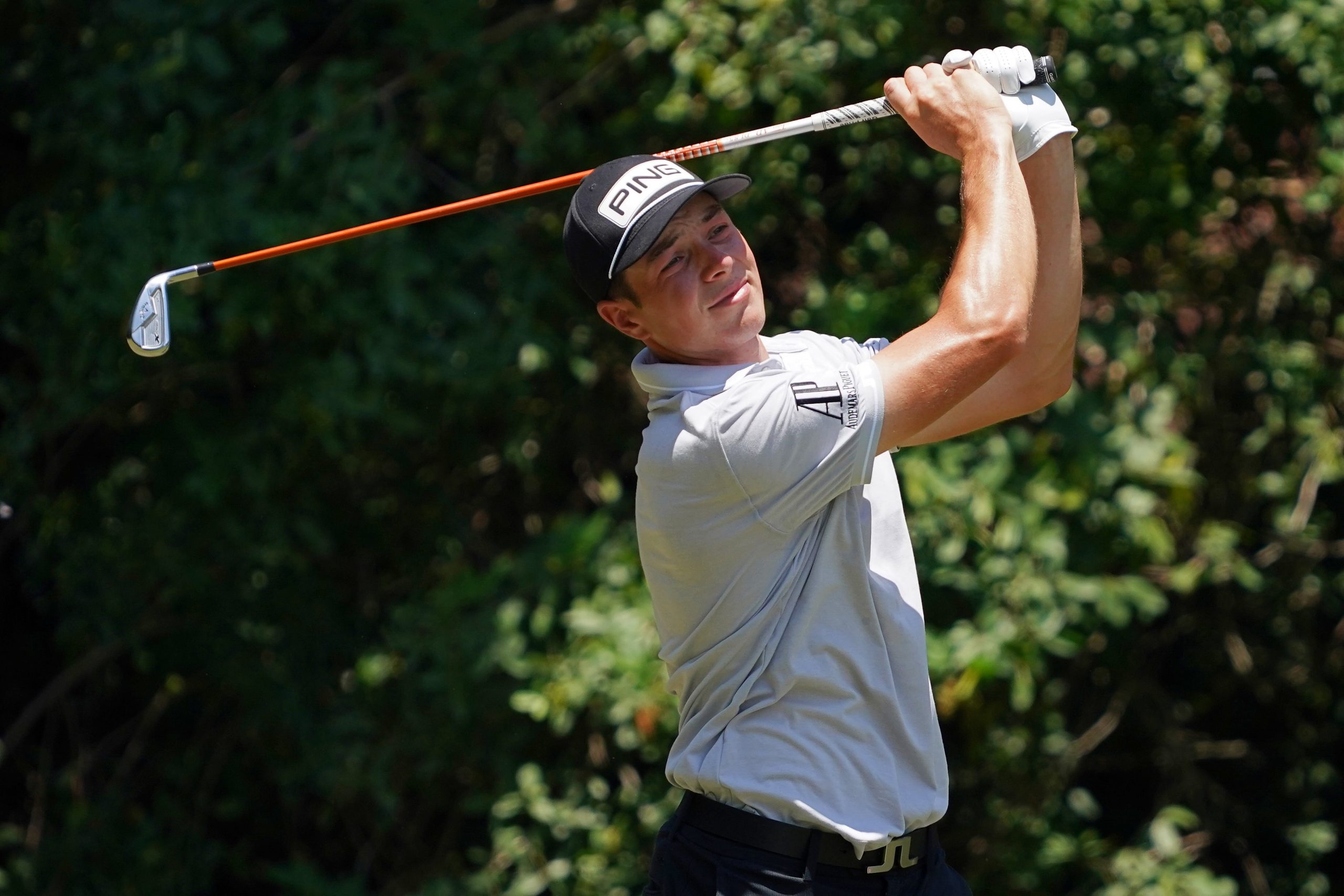 Viktor Hovland tees off on the 3rd hole during the final round of the Valspar Championship golf tournament.