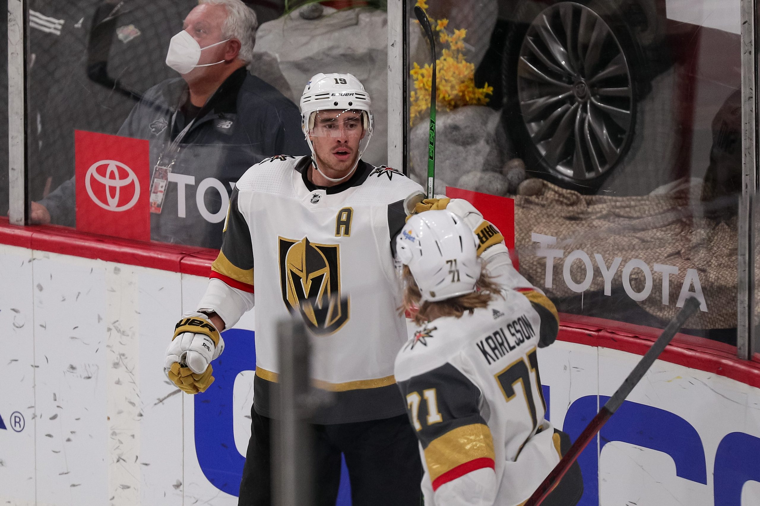 Vegas Golden Knights forward Reilly Smith (19) celebrates his goal